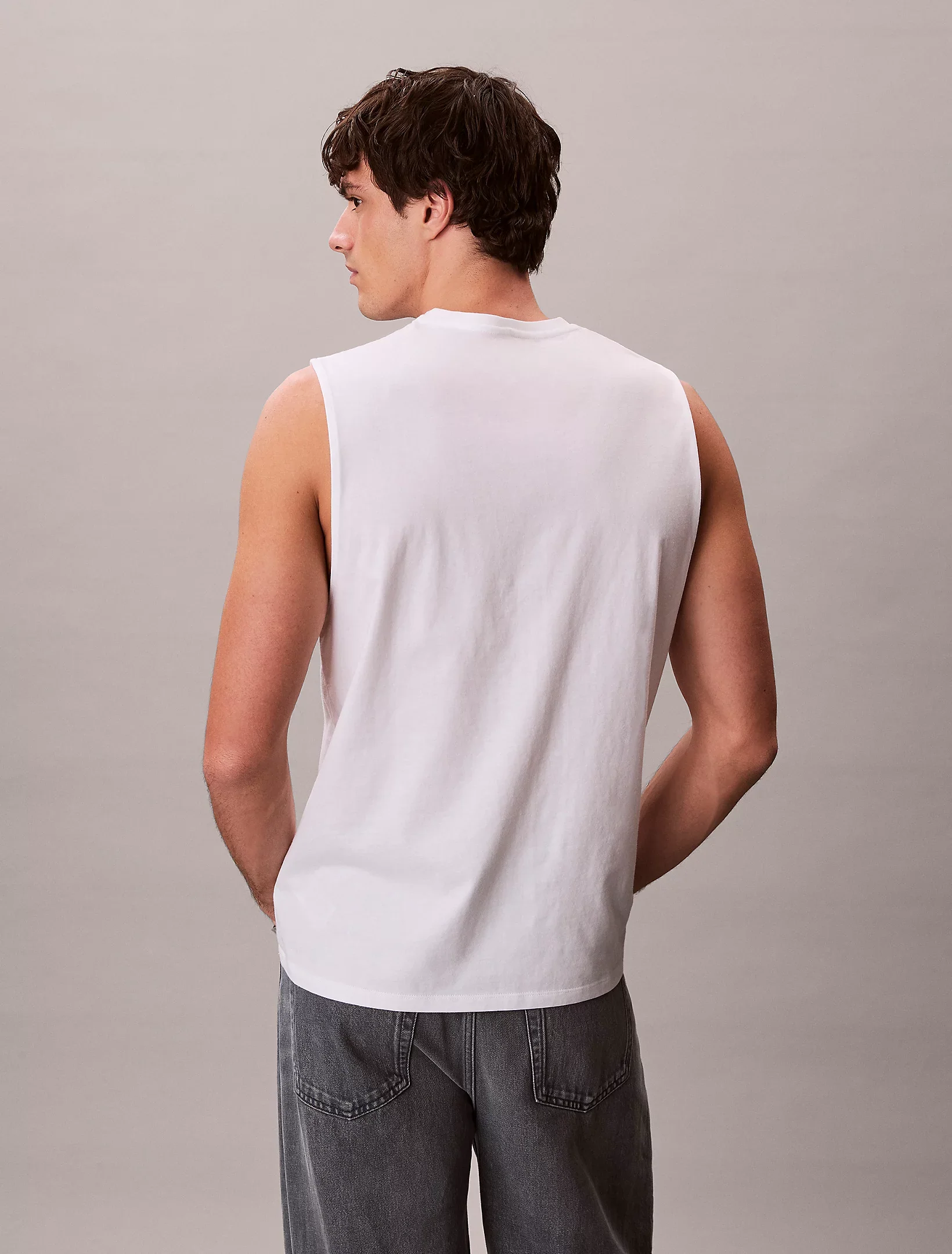 Calvin Klein Jeans miesten hihaton paita 30S Jersey Badge Muscle Tank, valkoinen - Image 2