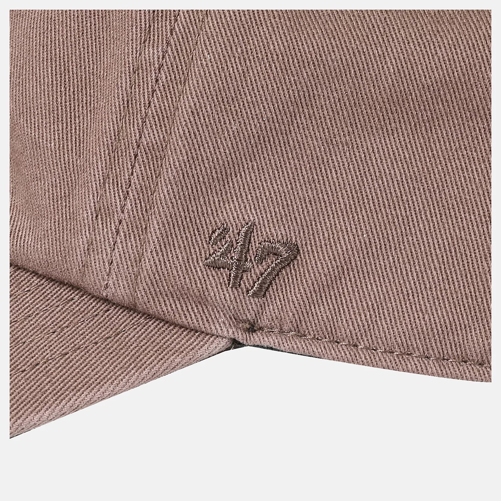 New Balance unisex lippis '47 Clean Up Hat Unisex, tummanruskea - Image 4