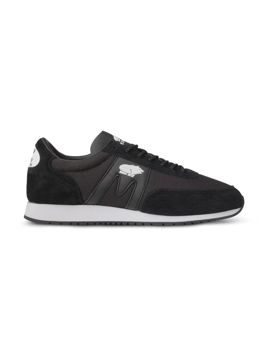 Karhu Albatross 82 Sneaker, musta