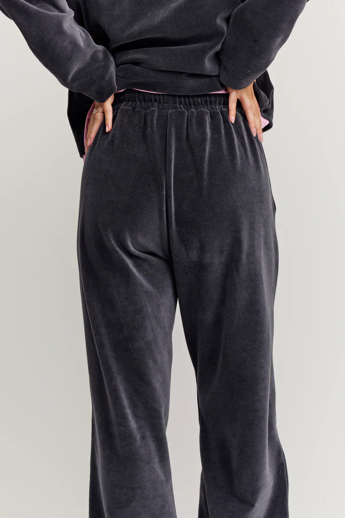 Makia naisten housut Anne Trousers, tummanharmaa - Image 2