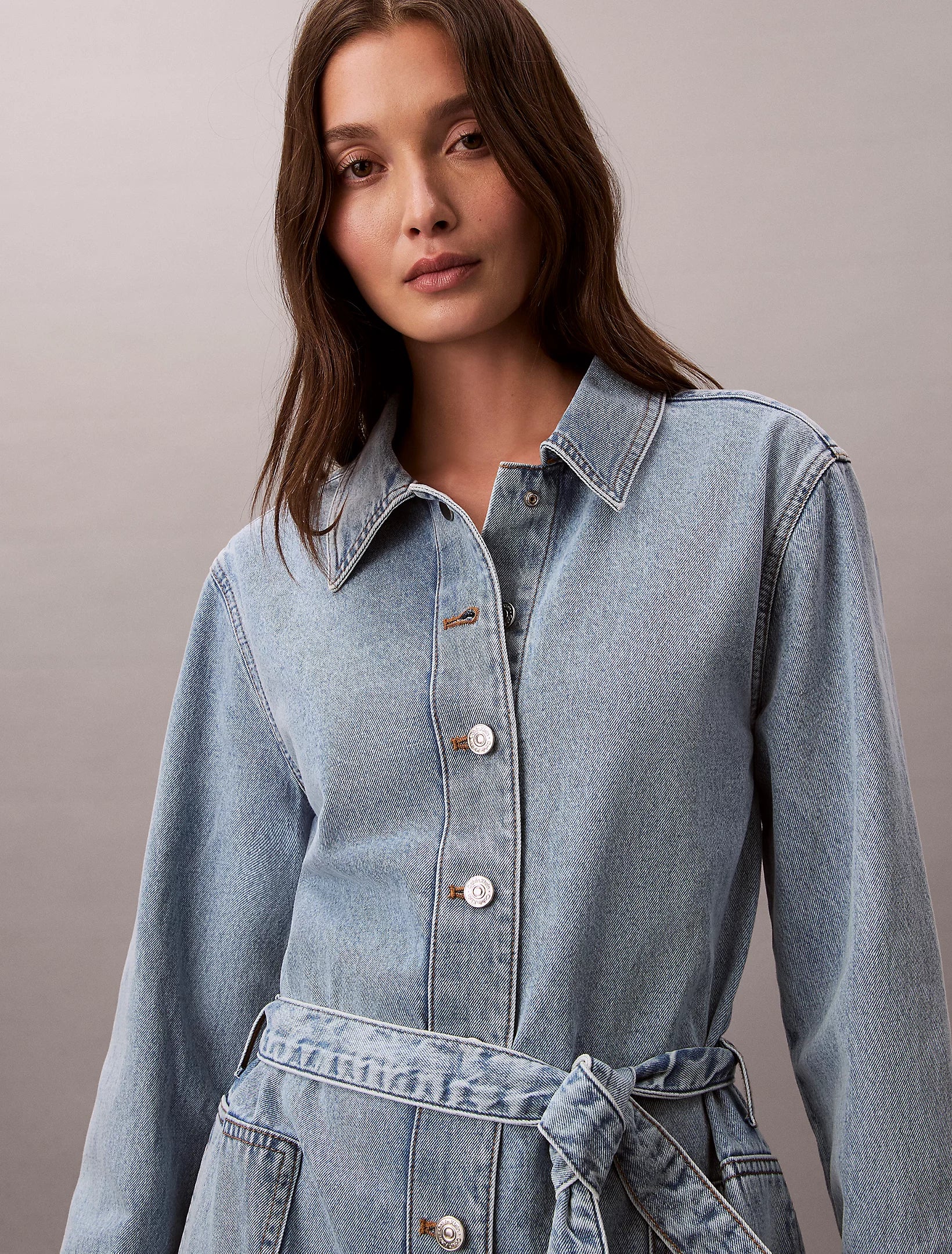 Calvin Klein Jeans naisten farkkumekko Belted Denim Mini Dress Coastel, sininen - Image 3