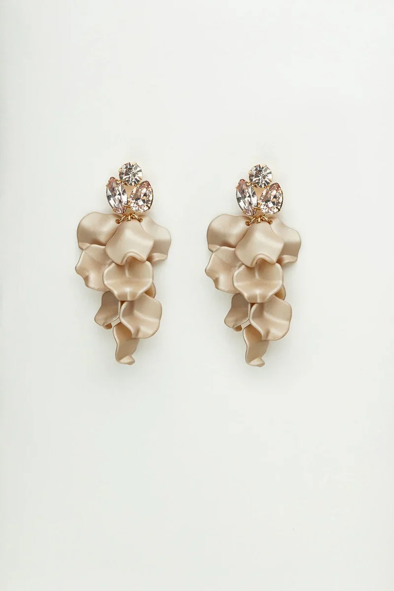 Bow 19 korvakorut, LEAF STONE EARRINGS Vaalea Beige