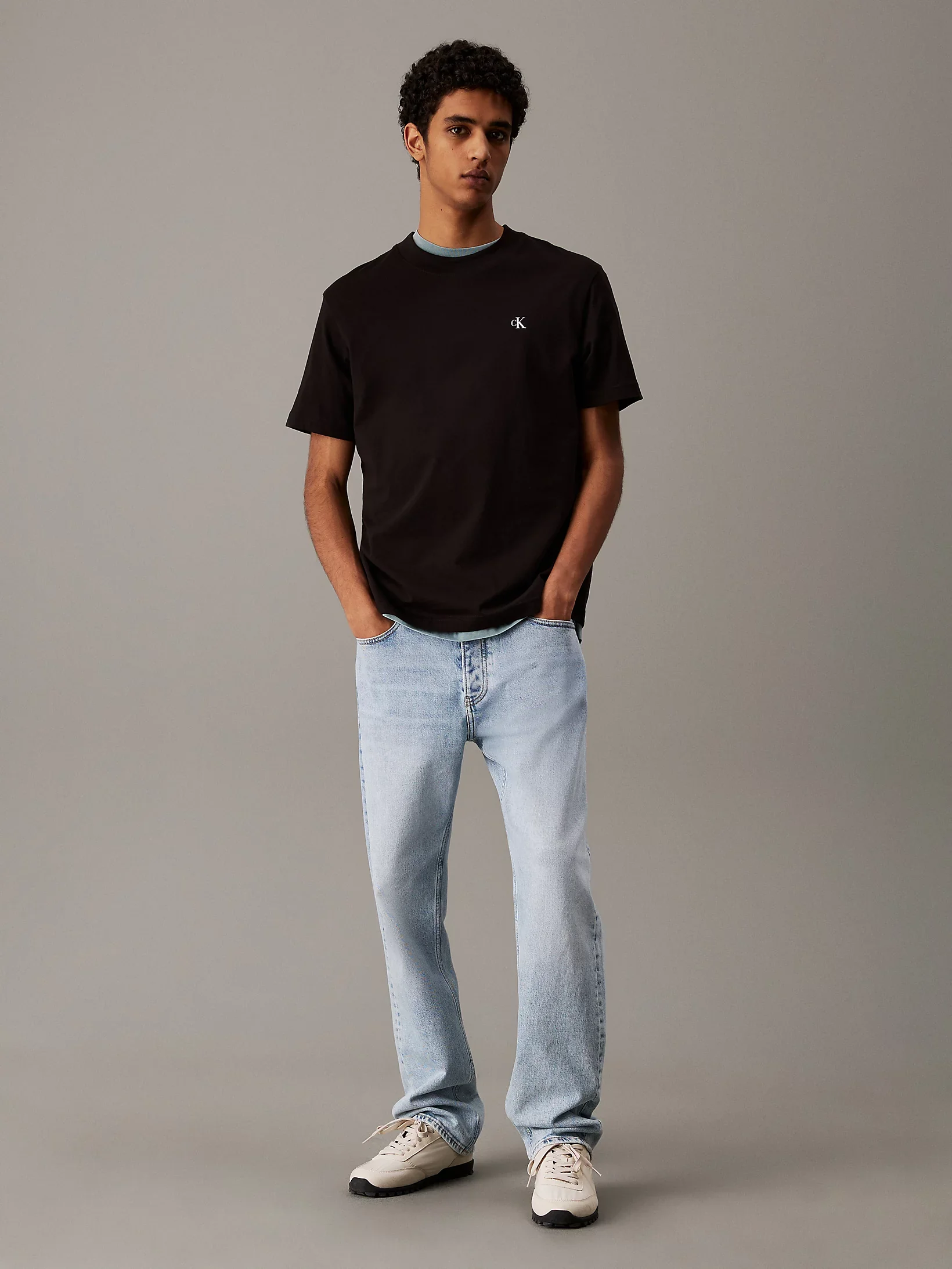 Calvin Klein Jeans miesten t-paita, PAINTED CALVIN KLEIN JEANS Musta
