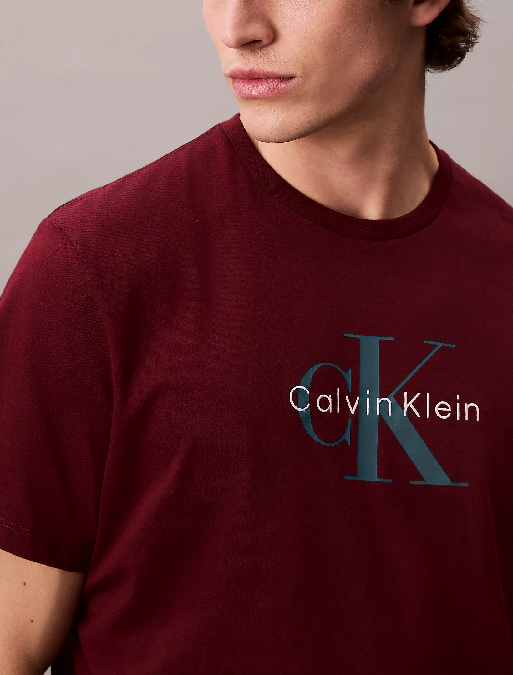 Calvin Klein Jeans miesten t-paita, SS HERO MONOLOGO TE Viininpunainen - Image 3