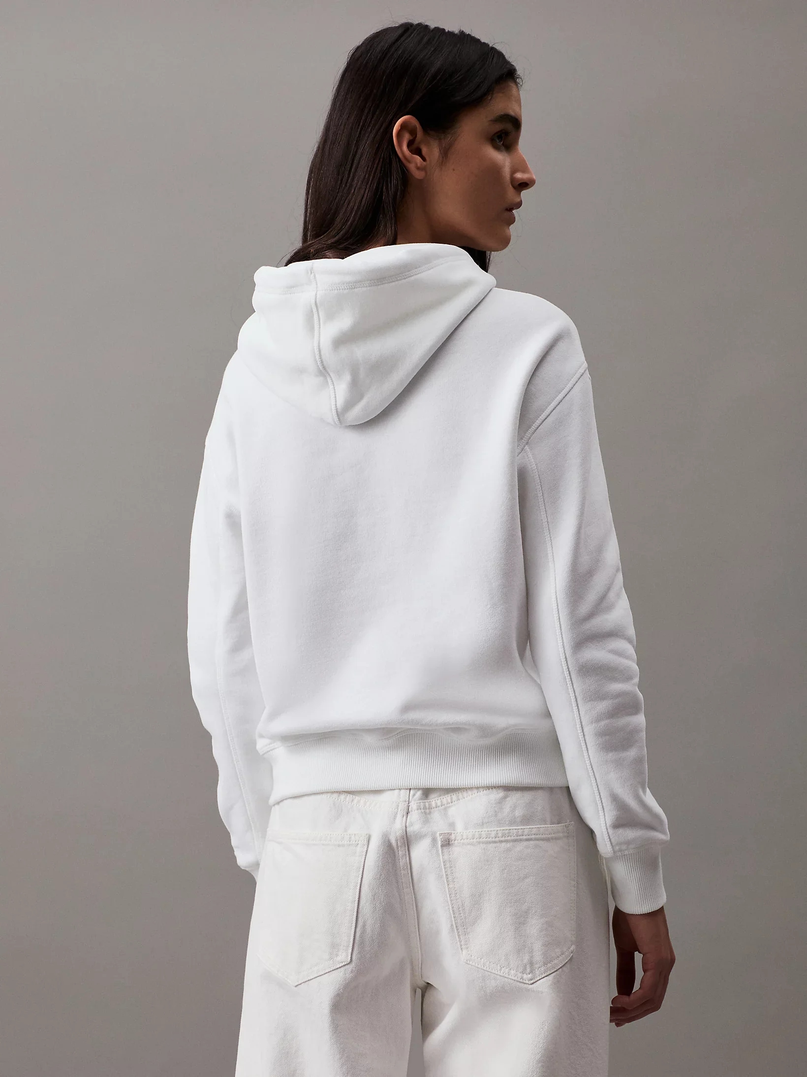 Calvin Klein Jeans naisten huppari, CK EMBROIDERY HOODIE Valkoinen - Image 2