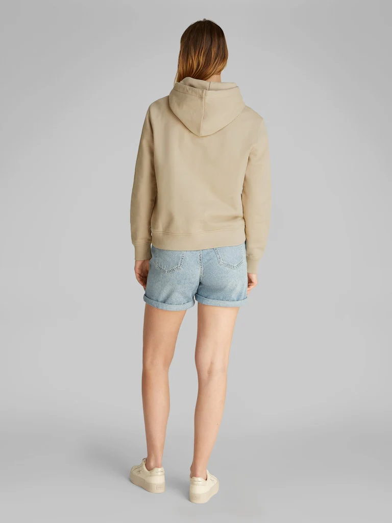 Calvin Klein Jeans naisten huppari, PLACED INSTITUTIONAL HOODIE Vaalea Beige - Image 3