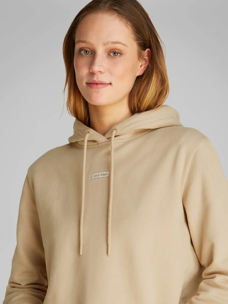 Calvin Klein Jeans naisten huppari, PLACED INSTITUTIONAL HOODIE Vaalea Beige - Image 4