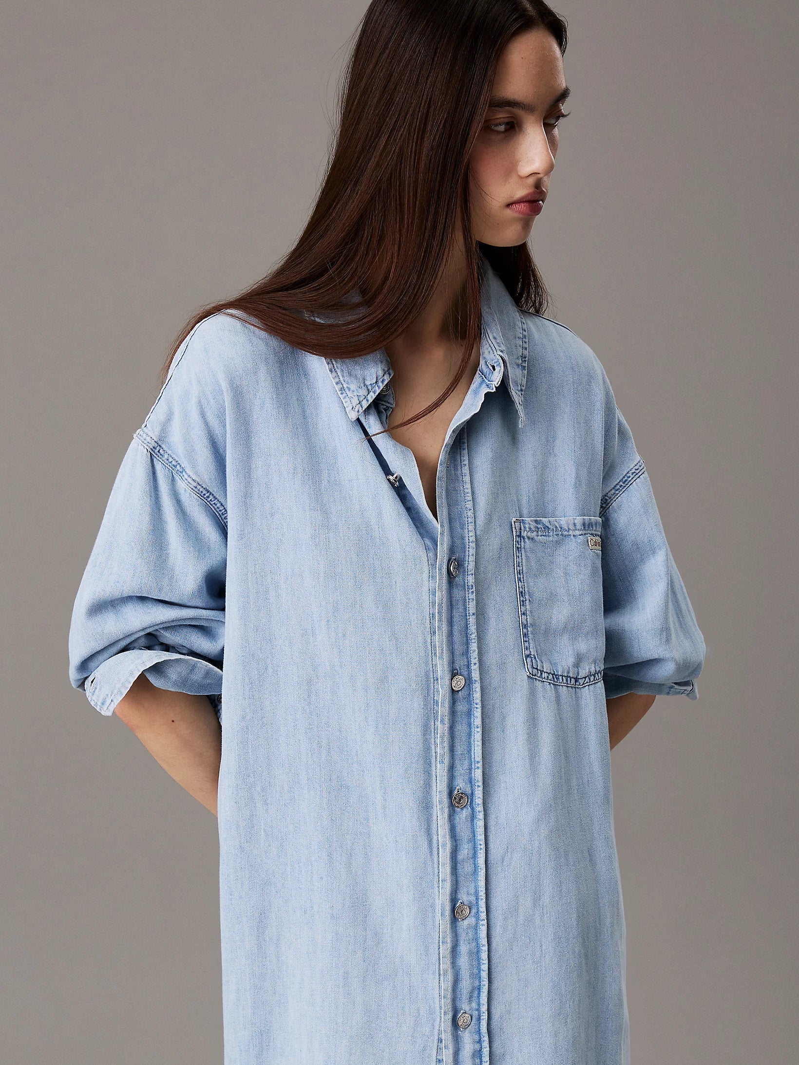 Calvin Klein Jeans naisten mekko, RELAXED DENIM SHIRT DRESS Vaaleansininen - Image 4