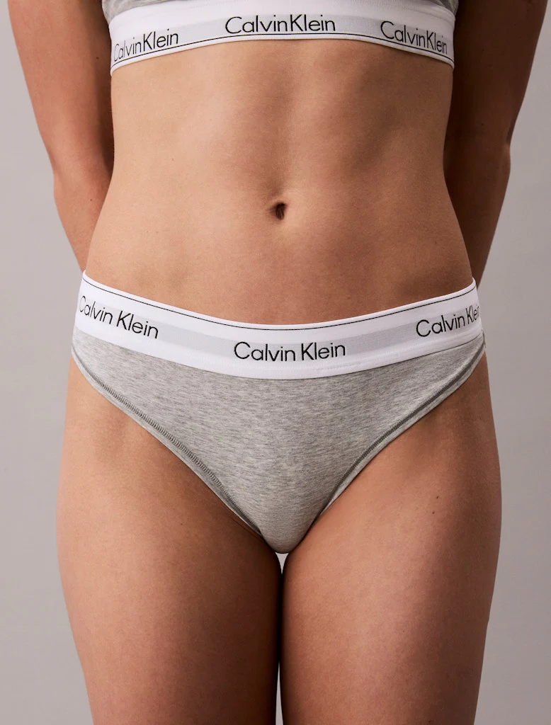 Calvin Klein naisten alushousut, CK THONG NOS Vaaleanharmaa - Image 3