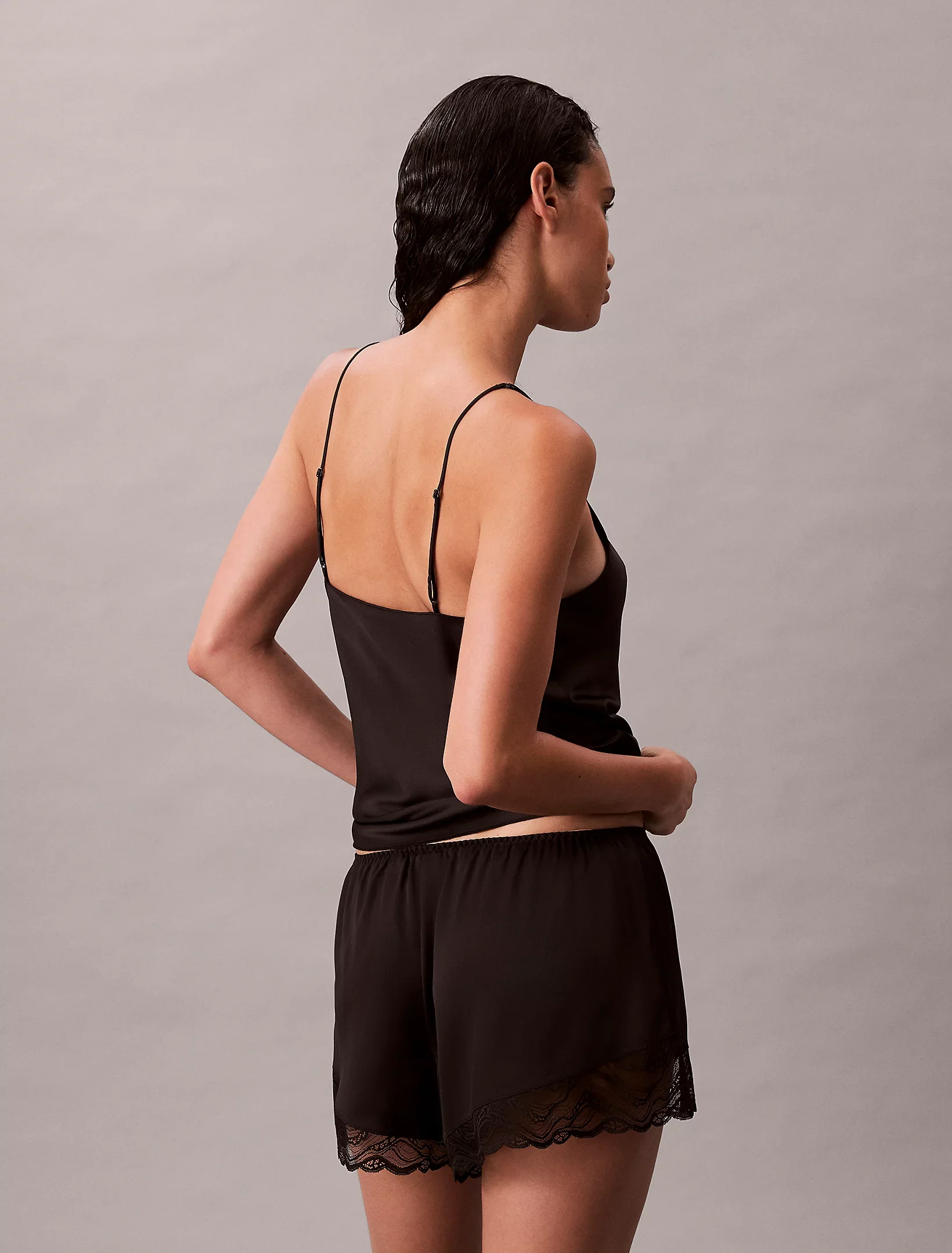 Calvin Klein naisten shortsit, CAMI SHORT SET Musta - Image 3