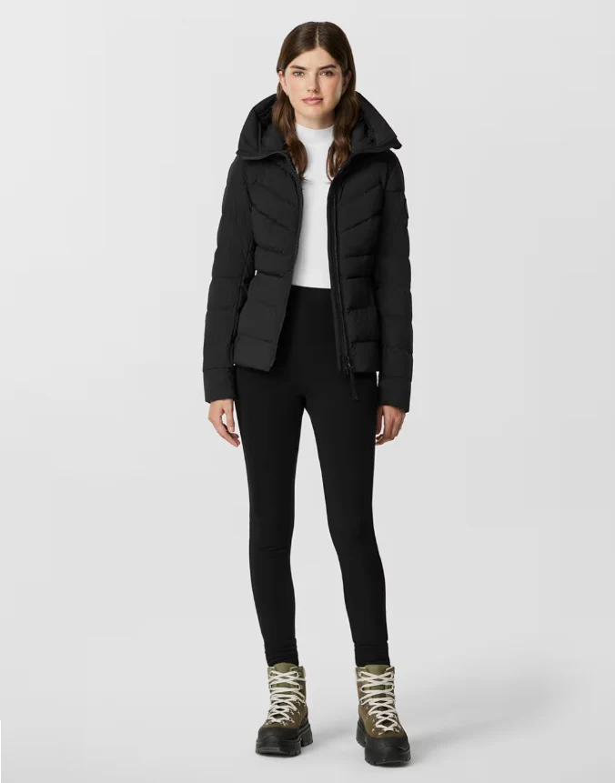 Canada Goose naisten kevytuntuvatakki, Clair Jacket Musta