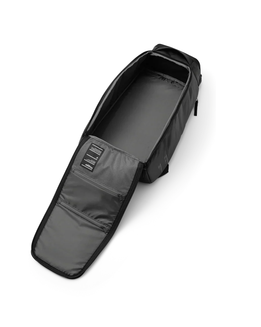 DB Unisex Reppu, HUGGER BACKPACK 30L NOS Musta - Image 9