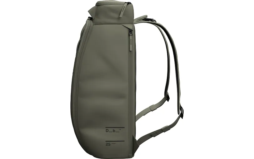 DB Unisex Reppu, HUGGER BACKPACK 25L NOS Armeijanvihreä - Image 3