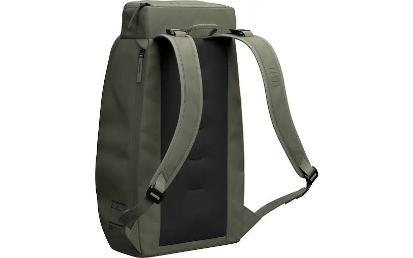 DB Unisex Reppu, HUGGER BACKPACK 25L NOS Armeijanvihreä - Image 4