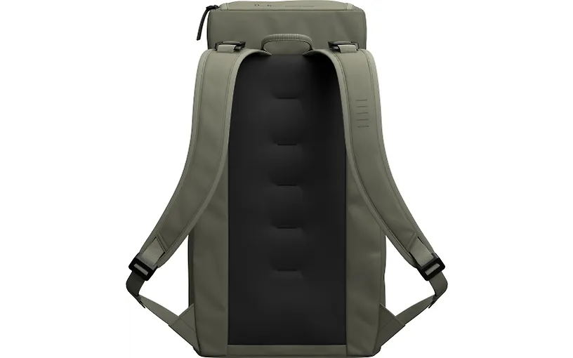 DB Unisex Reppu, HUGGER BACKPACK 25L NOS Armeijanvihreä - Image 5