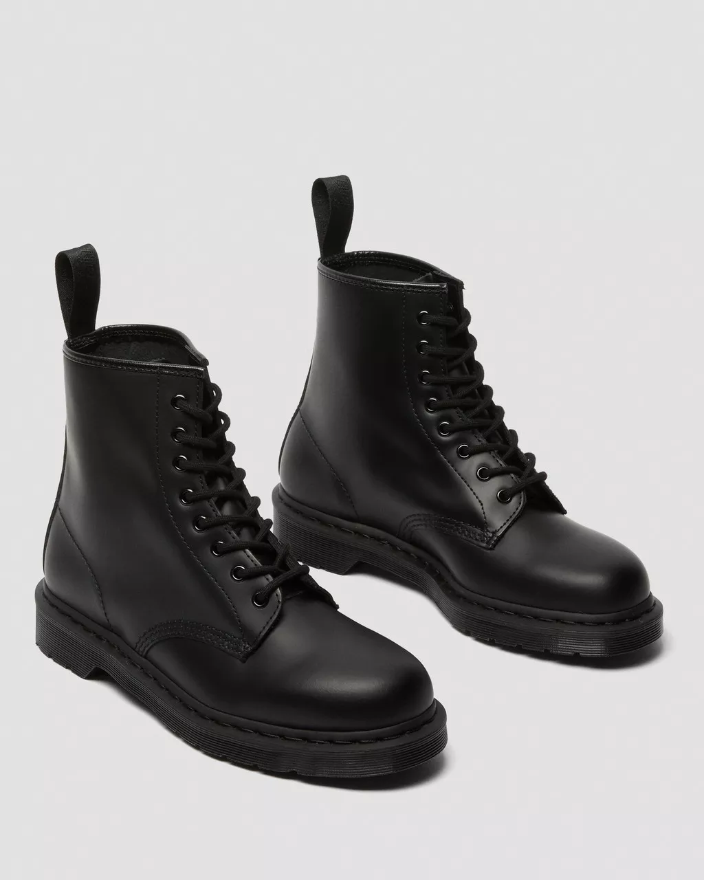 Dr. Martens unisex kengät, 1460 MONO 8 EYE BOOT Musta - Image 4