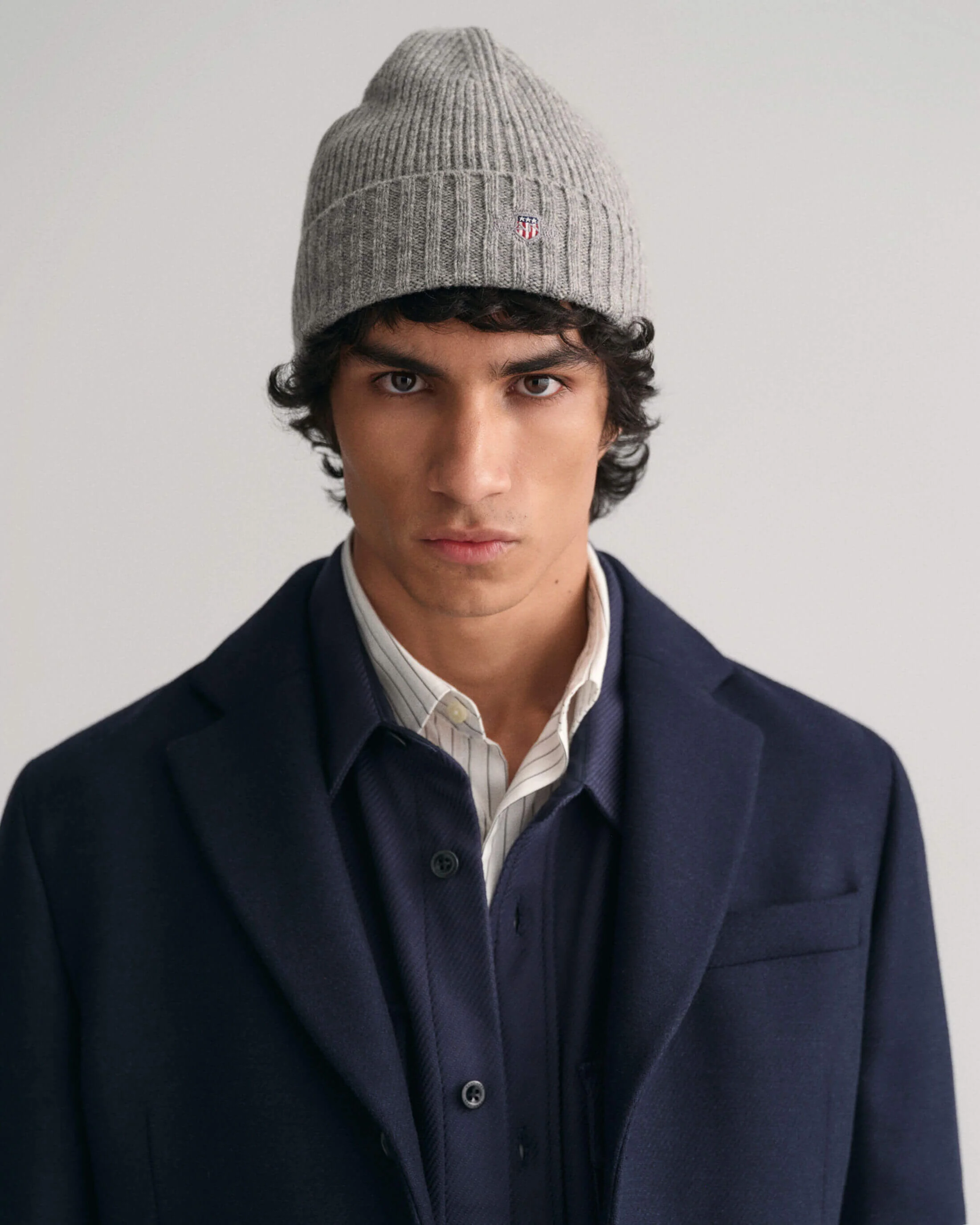 Gant miesten pipo, SHIELD WOOL BEANIE Keskiharmaa
