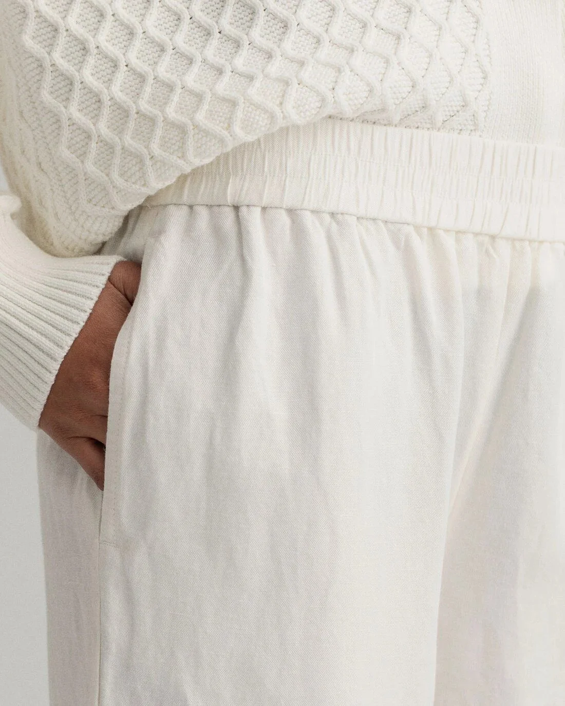 Gant Naisten Housut LINEN VISCOSE PULL-ON PANTS Valkoinen - Image 4