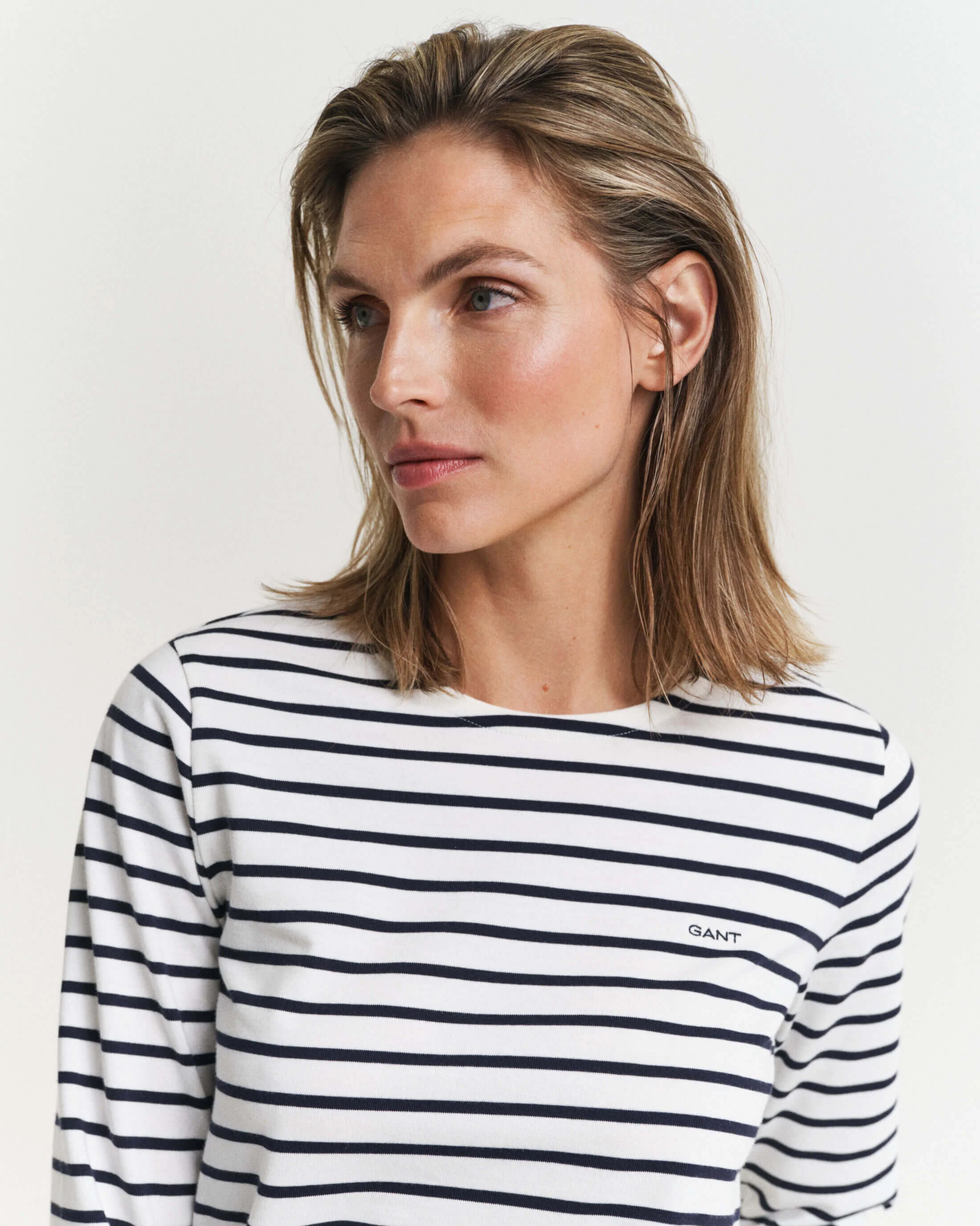 Gant naisten paita, REG BRETON C-NECK T-SHIRT Raidallinen Valkoinen - Image 3