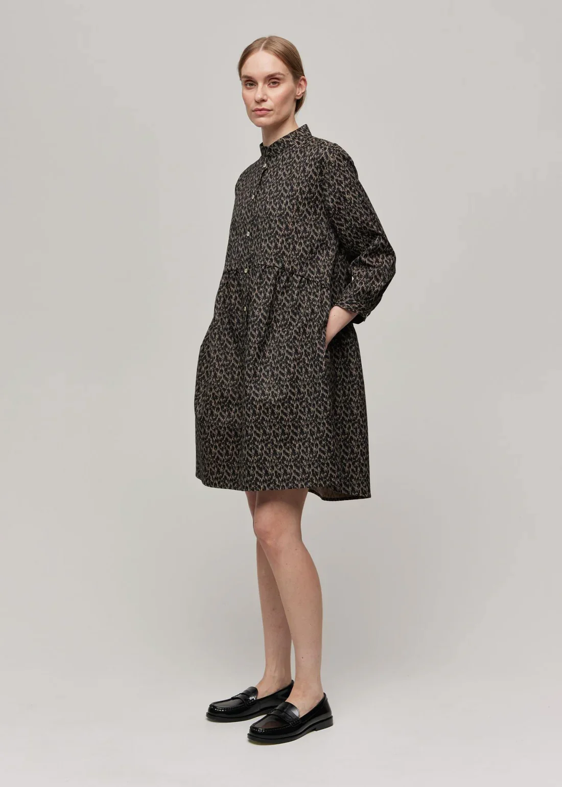 Gauhar naisten paitamekko, SHIRT DRESS LANA Ruskea Kuosillinen