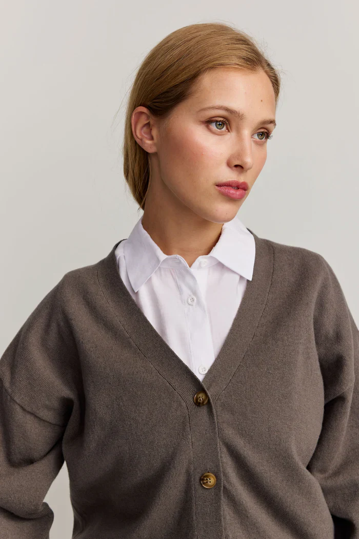 Makia naisten neuletakki HANNA CARDIGAN, ruskeanharmaa - Image 3