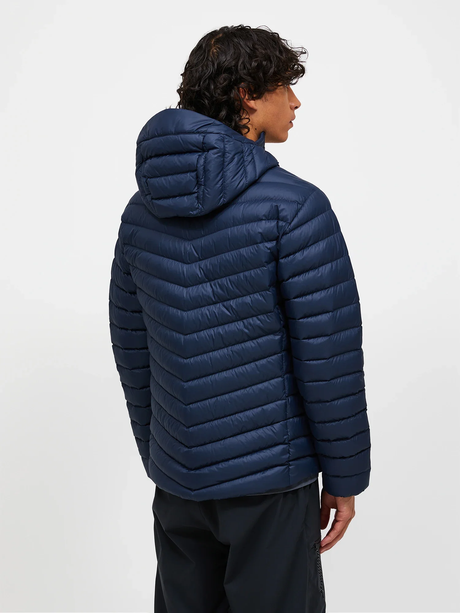 Peak Performance miesten kevytuntuvatakki M Frost Down Hood Jacket, tummansininen - Image 7