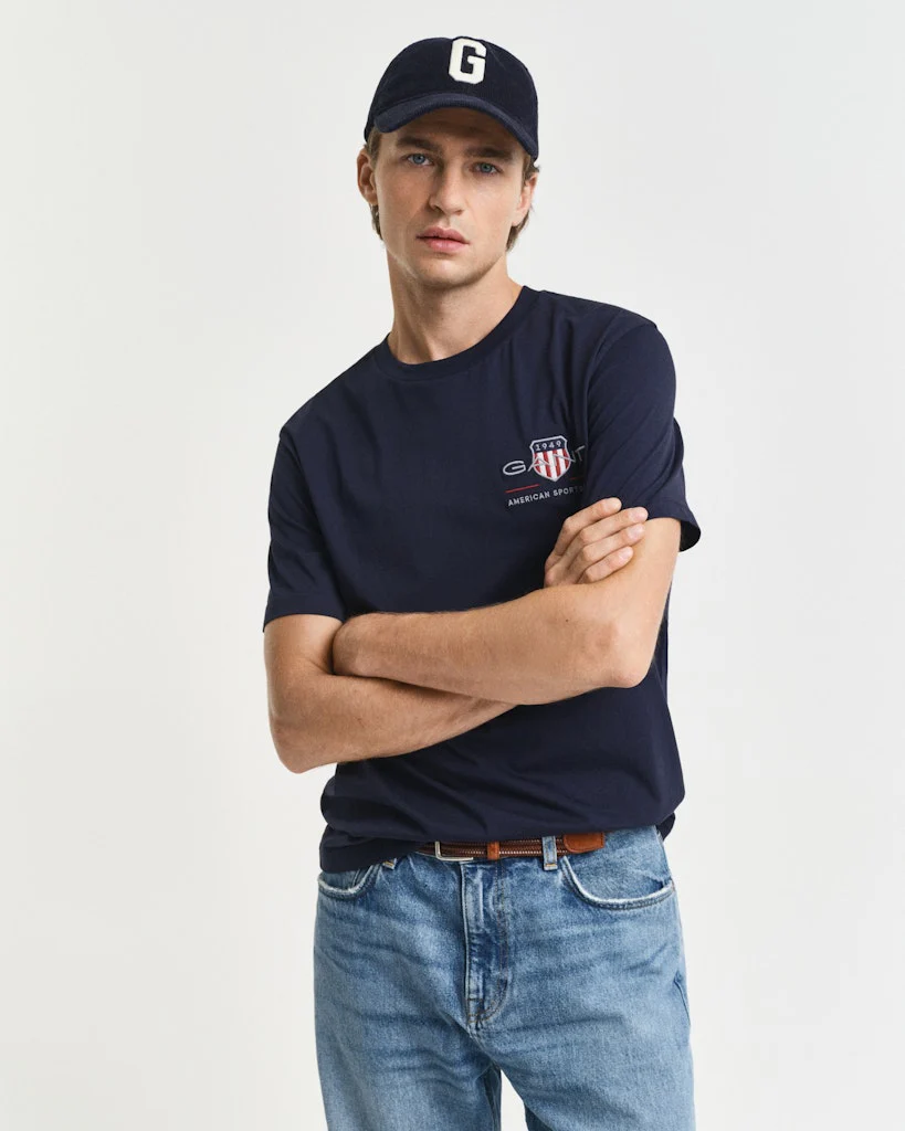 Gant miesten t-paita K Reg Archive Shield EMB SS T-Shirt, tummansininen