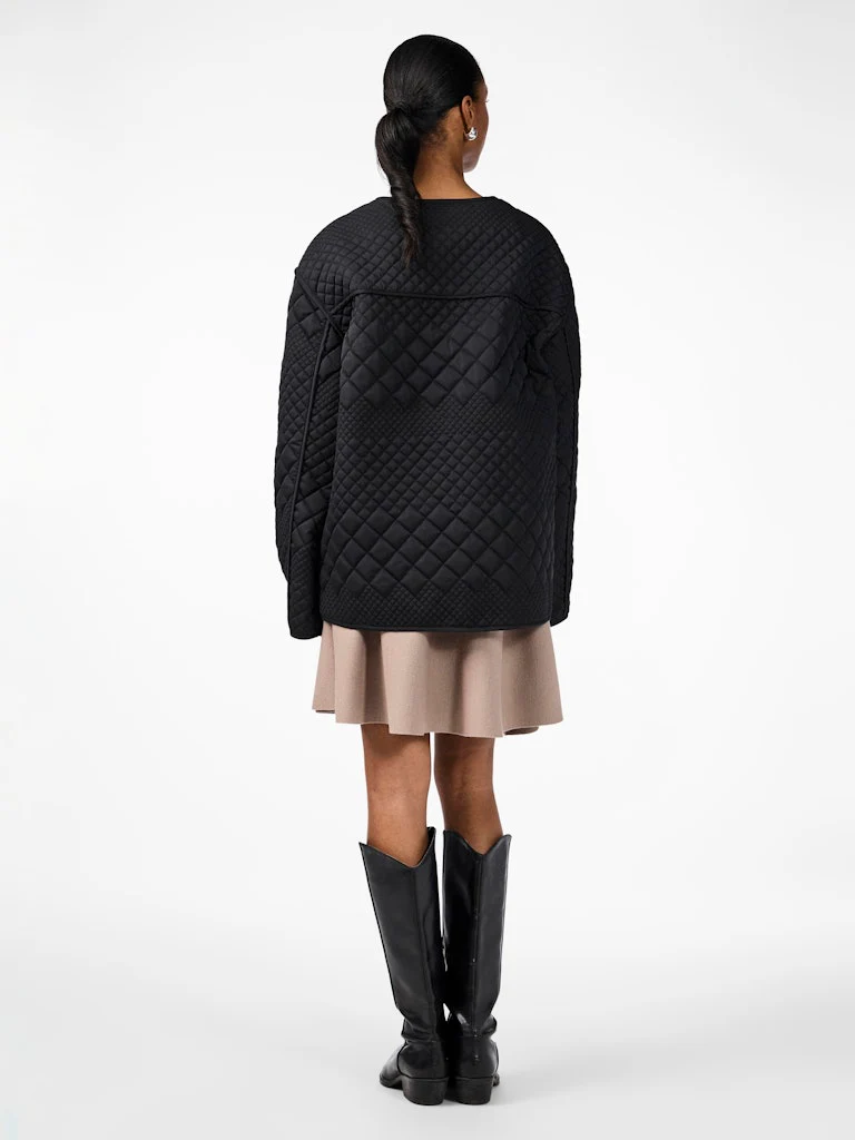 Y.A.S naisten tikkitakki YASLAURIE LS Padded Jacket S., musta - Image 2