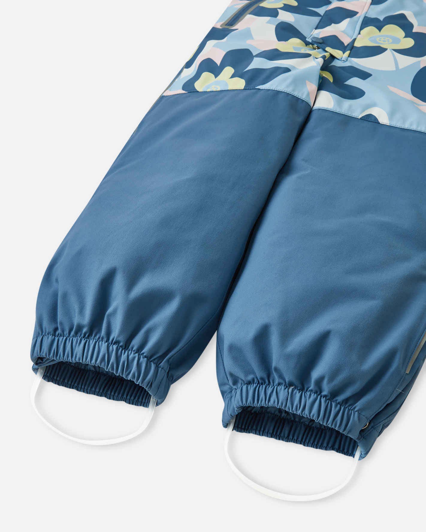 Reima lasten talvihaalari Kipinä, Vaalensininen kuosi - Image 4