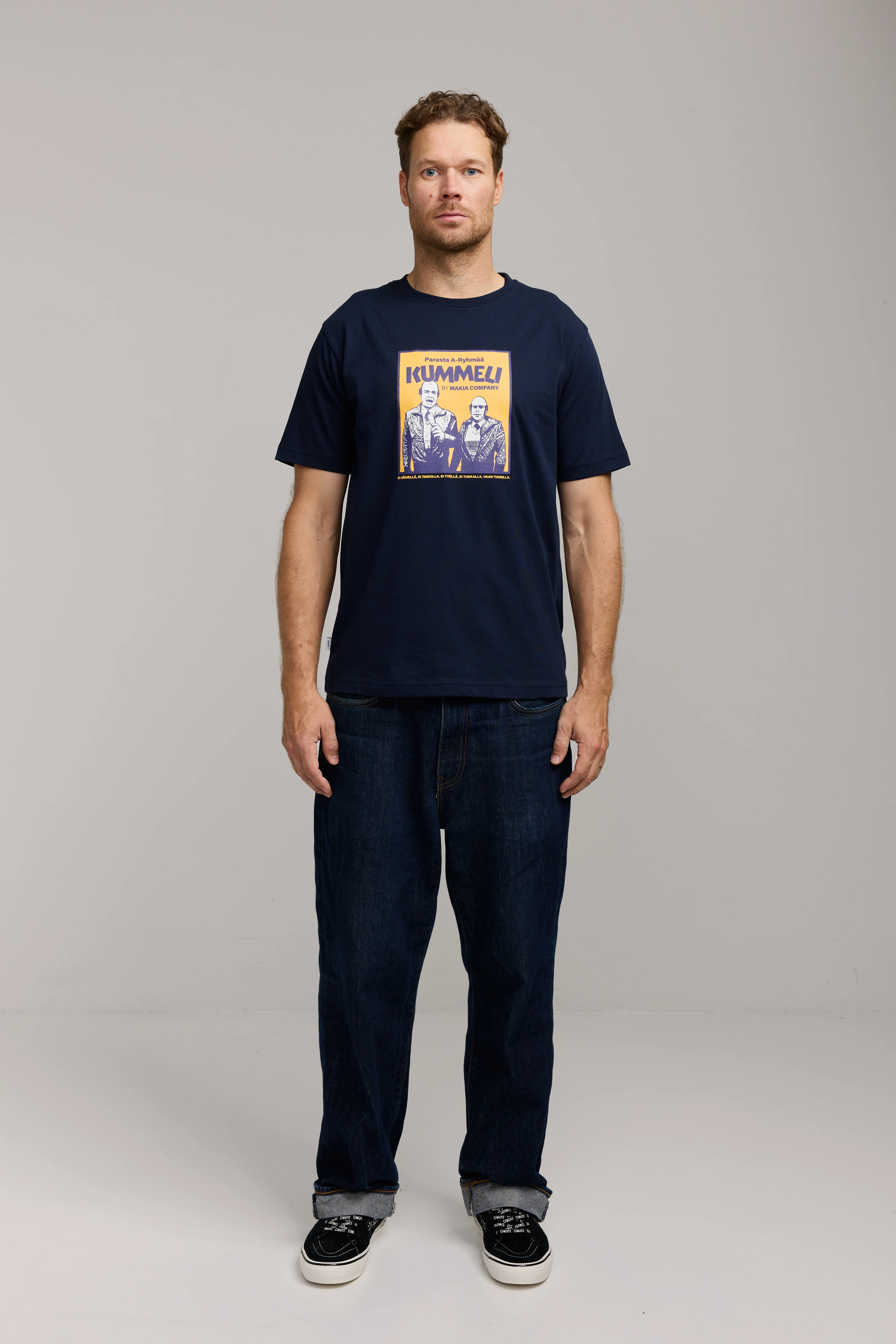 Makia Kummeli A-Ryhmä T-shirt, tummansininen - Image 7