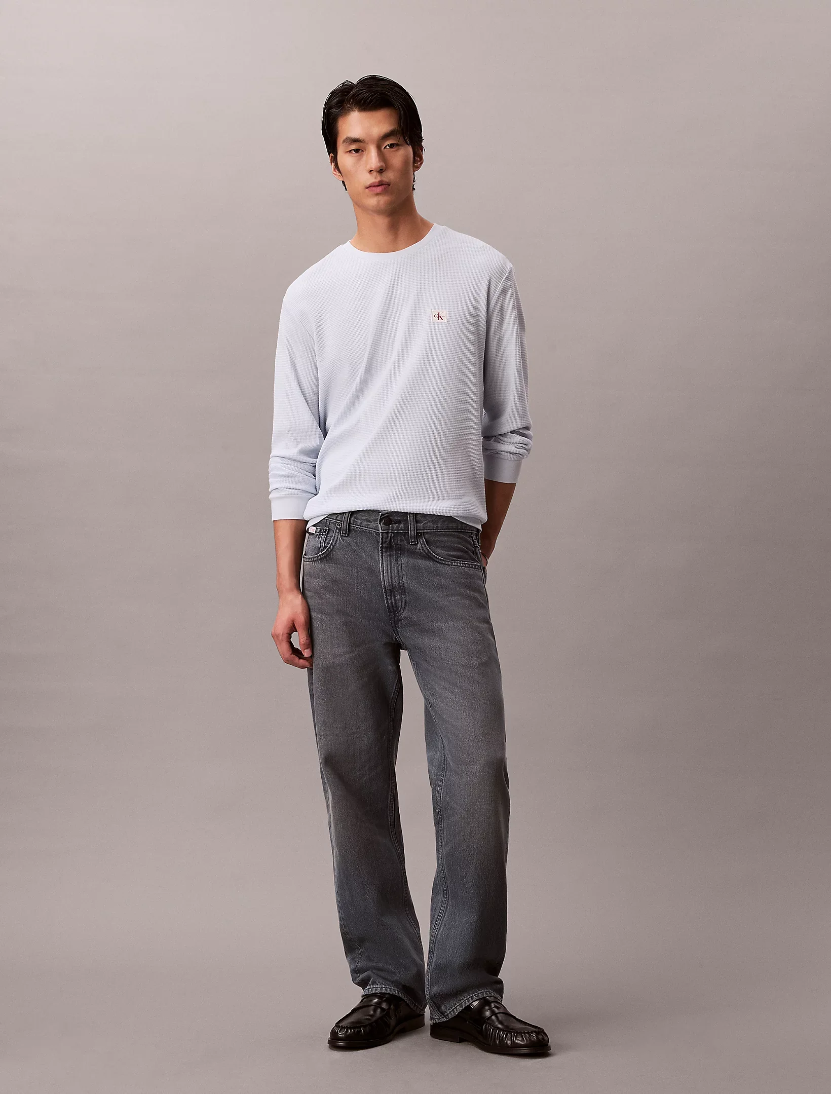 Calvin Klein Jeans miesten pitkähihainen paita LS Waffle Badge Crenwnk Tee, vaaleansininen - Image 4