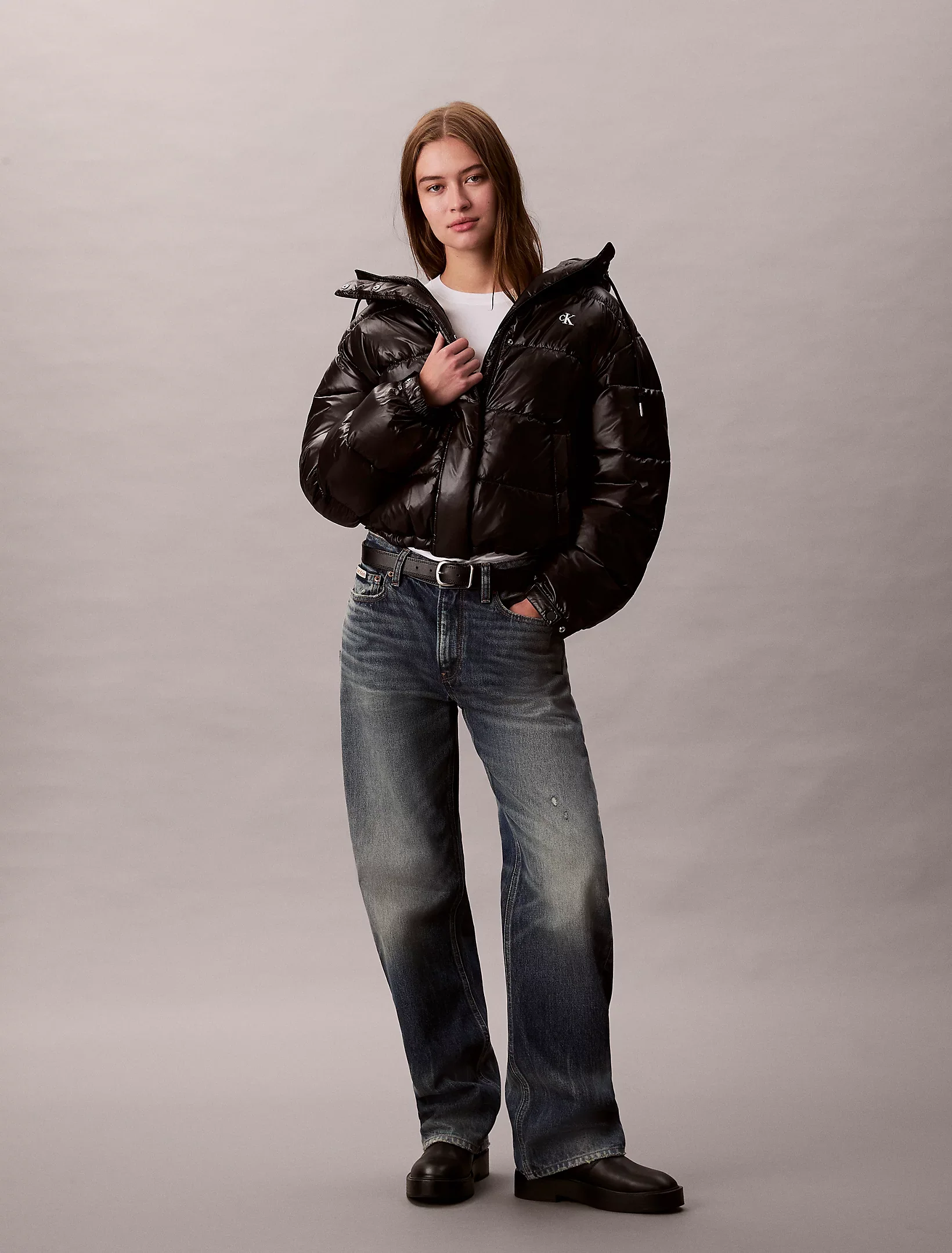 Calvin Klein Jeans naisten talvitakki High Shine Hooded Puffer Jacket, musta