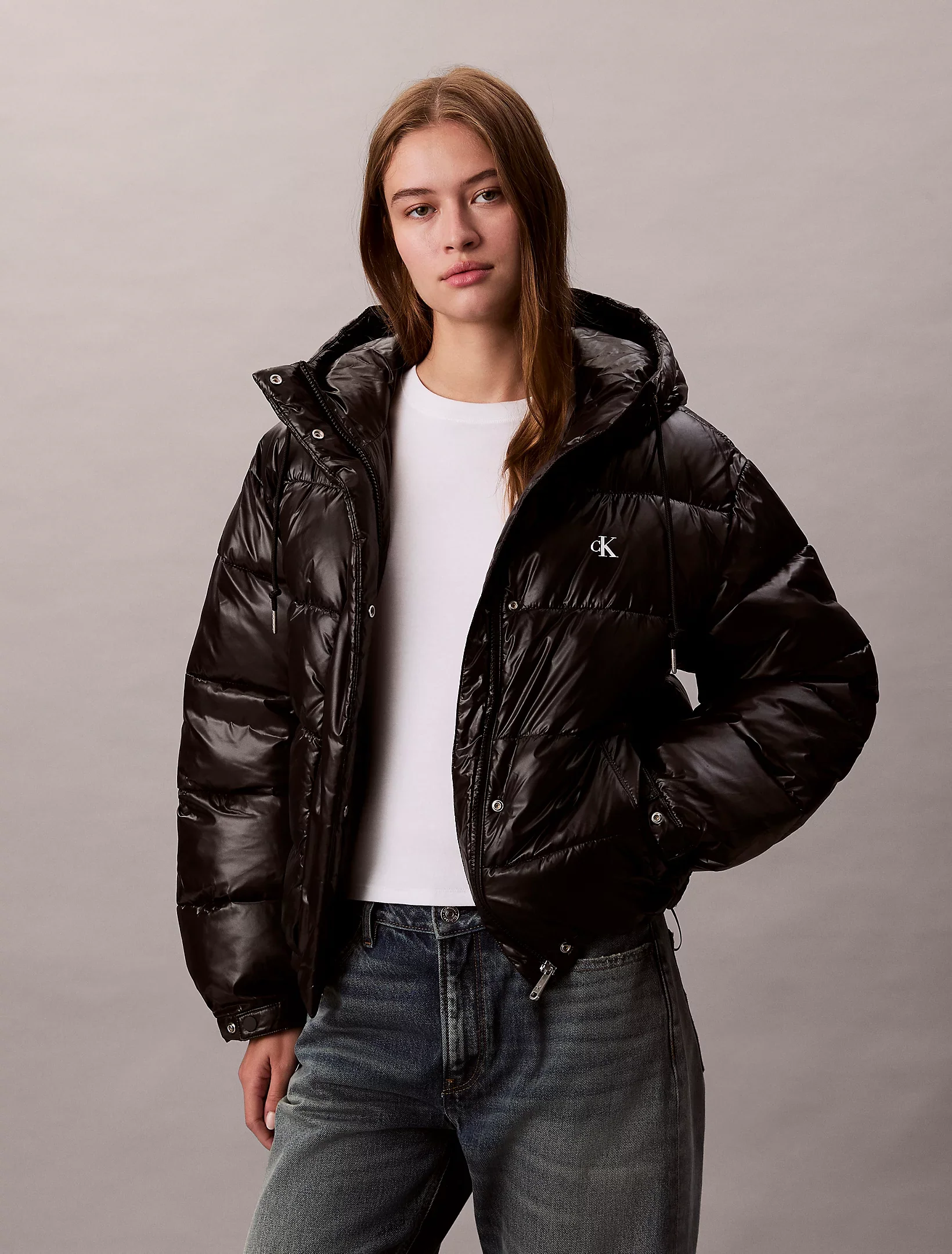 Calvin Klein Jeans naisten talvitakki High Shine Hooded Puffer Jacket, musta - Image 3