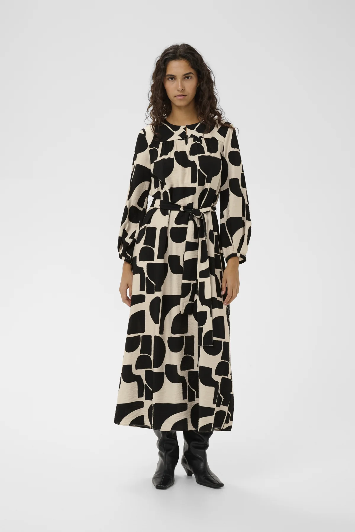 Inwear mekko LYNNIW Belted Dress, musta kuosillinen