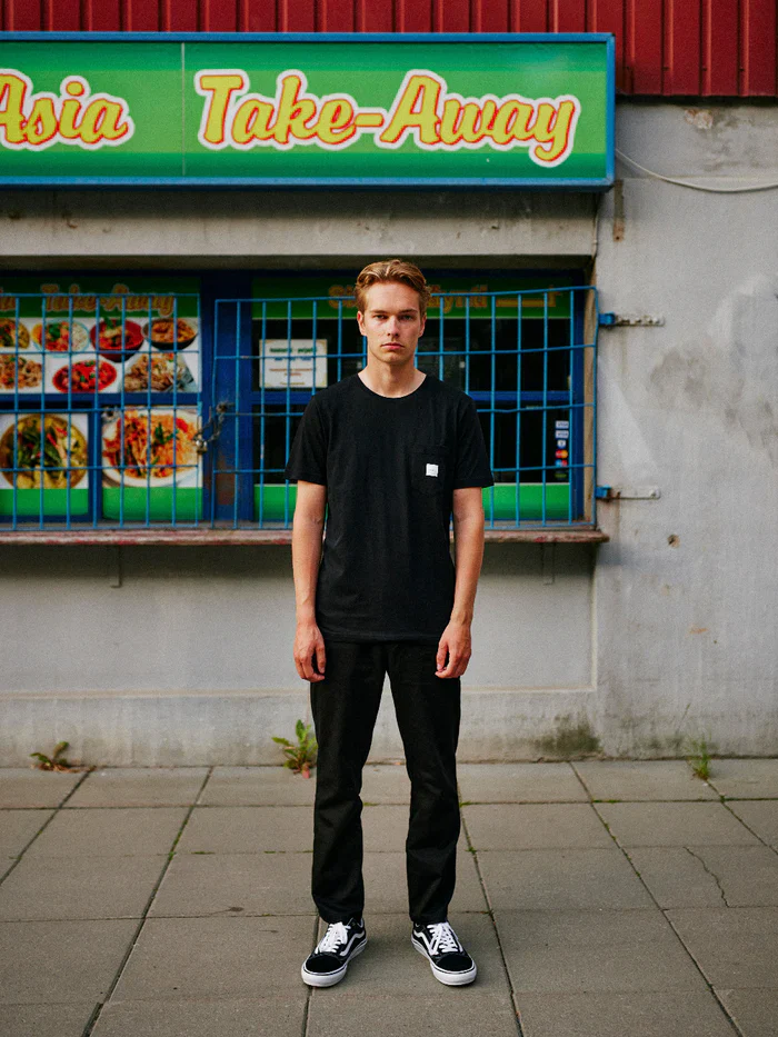 Makia Miesten T-paita, Square Pocket T-Shirt Musta - Image 2
