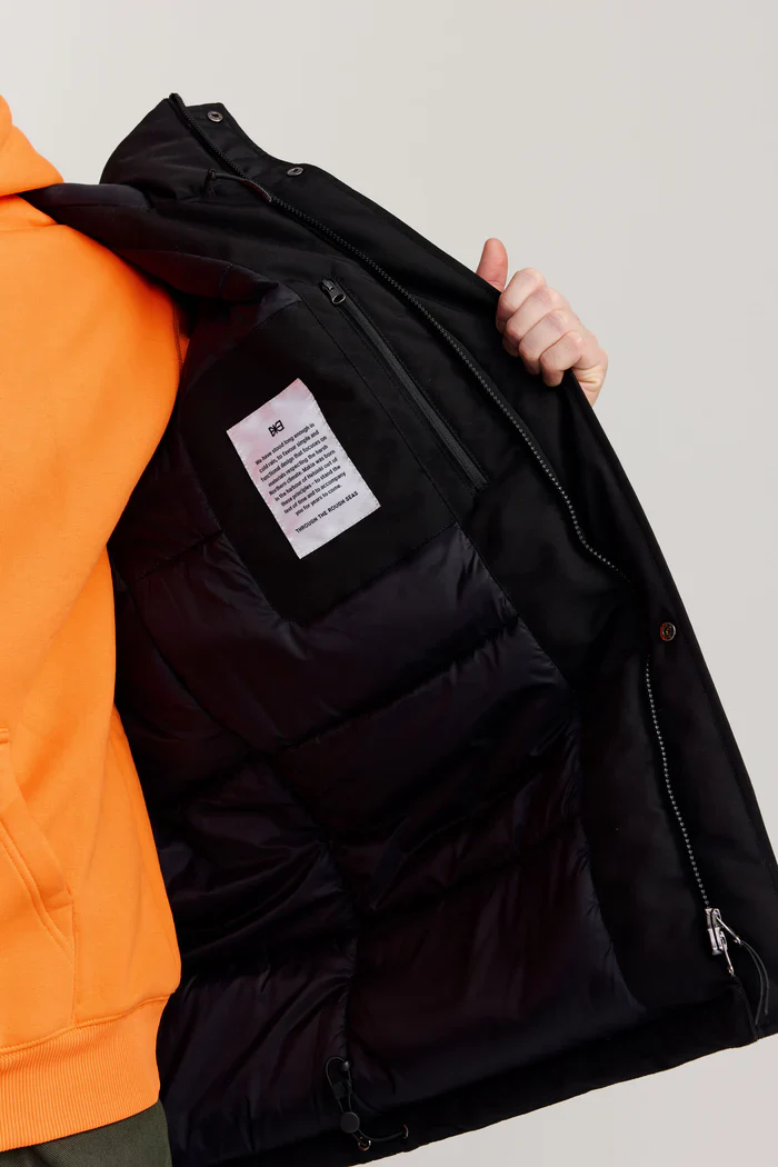 Makia miesten toppatakki, RESILIENT JACKET Musta - Image 10