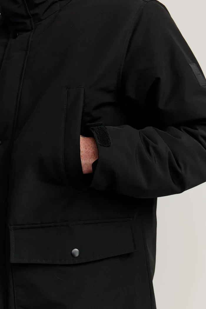 Makia miesten toppatakki, RESILIENT JACKET Musta - Image 8
