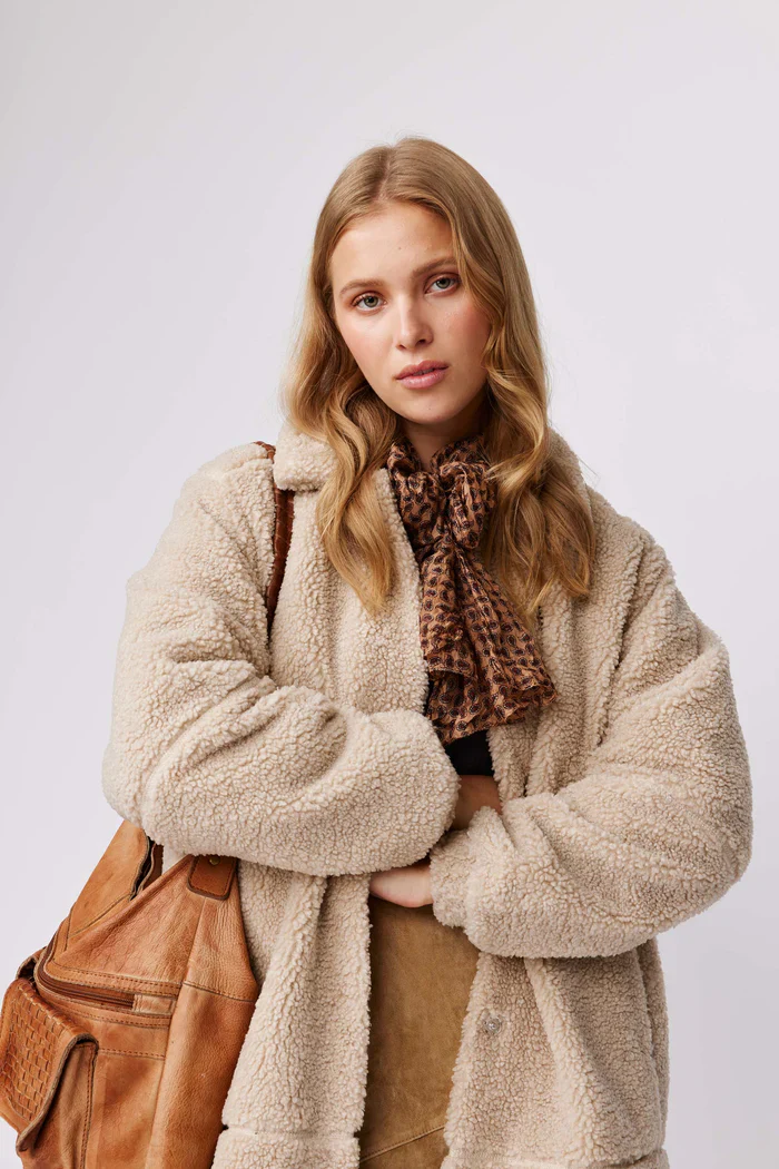 Makia naisten teddytakki, ALINA COAT Luonnonvalkoinen - Image 5