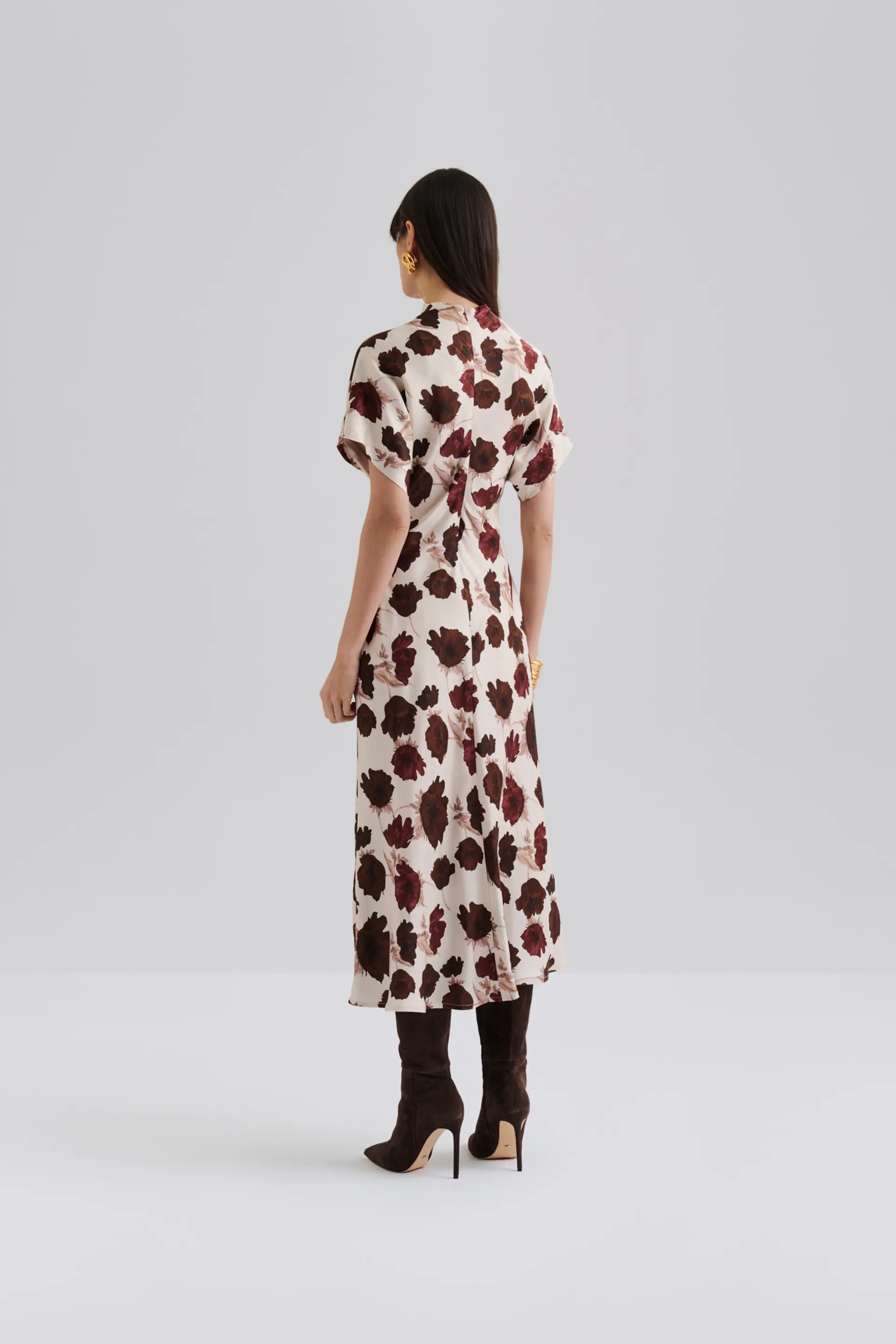 Malina naisten mekko, ALIVA SL SATIN MIDI DRESS Viininpunainen Kuosi - Image 4