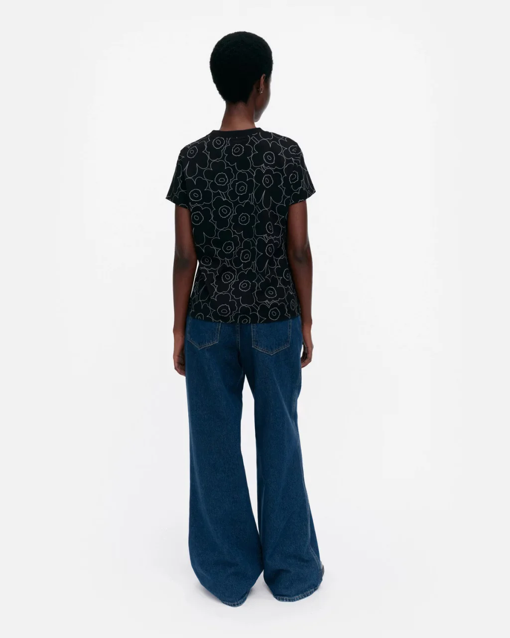 Marimekko naisten t-paita, HELEYS PIIRTO UNIKKO Musta Kuosi - Image 3
