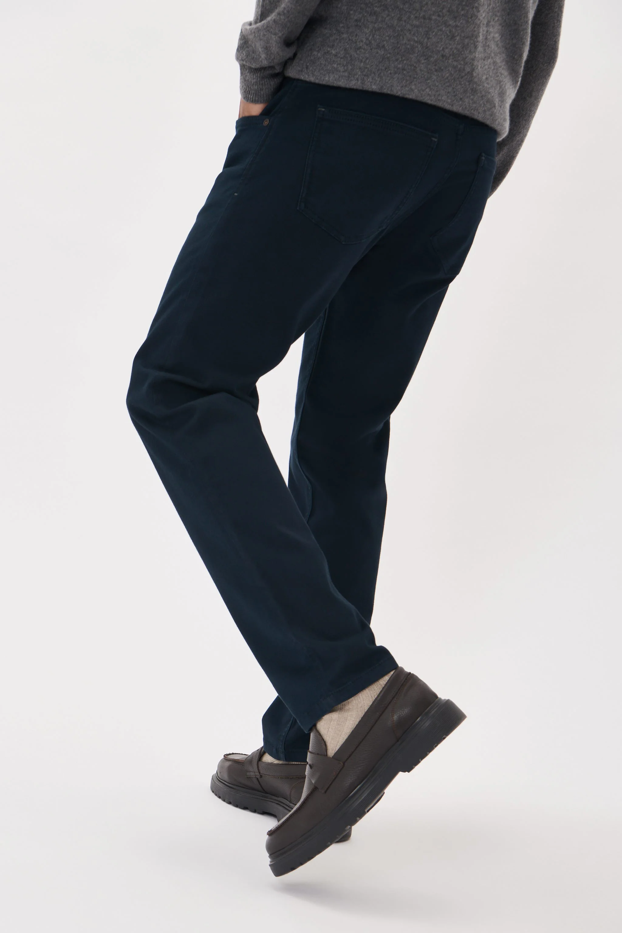 MATINIQUE Miesten Housut, PEARCE REGULAR PANT SEASONAL NOS Dark Navy - Image 2