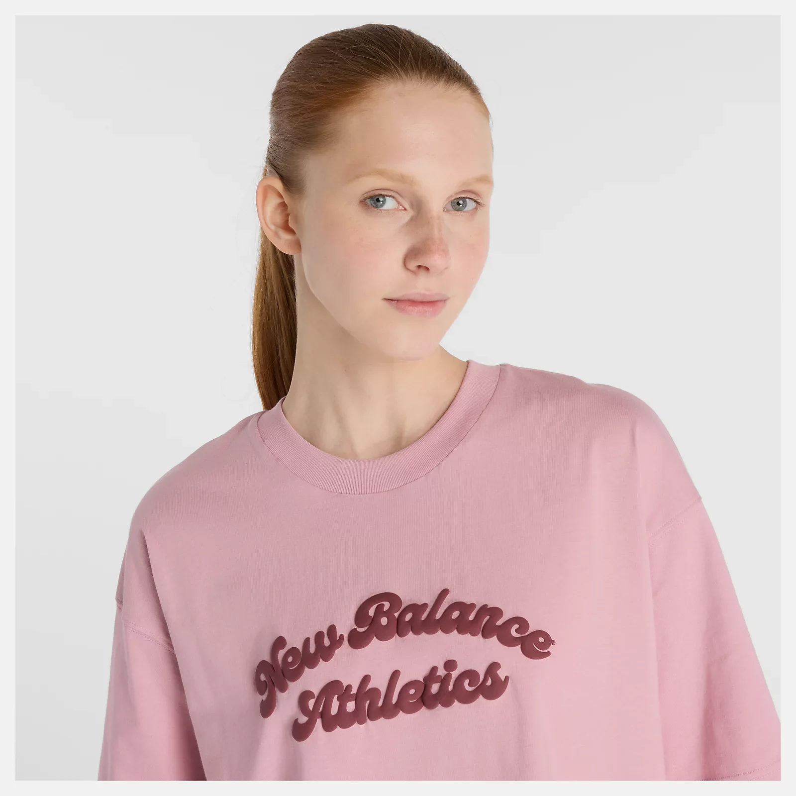 New Balance Naisten T-paita, Linear Heritage Oversized T-Shirt Vaaleanpunainen - Image 4