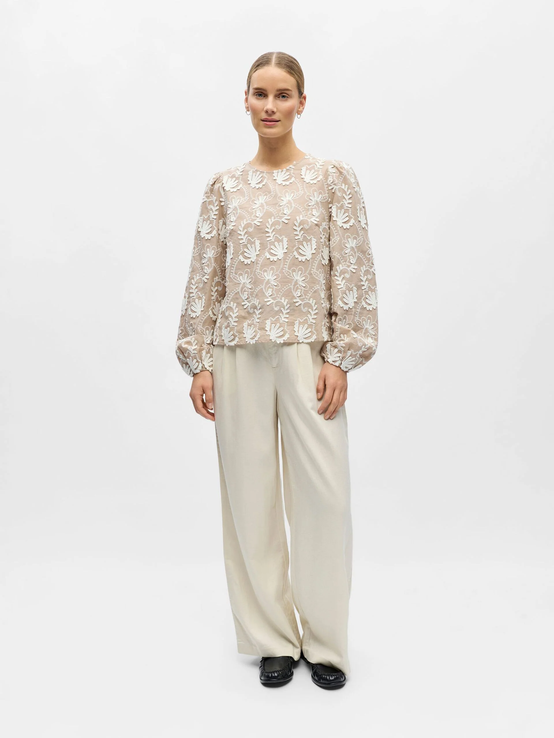 Object naisten pusero OBJMYA RE L/S Top, Humus Cloud dancer - Image 4