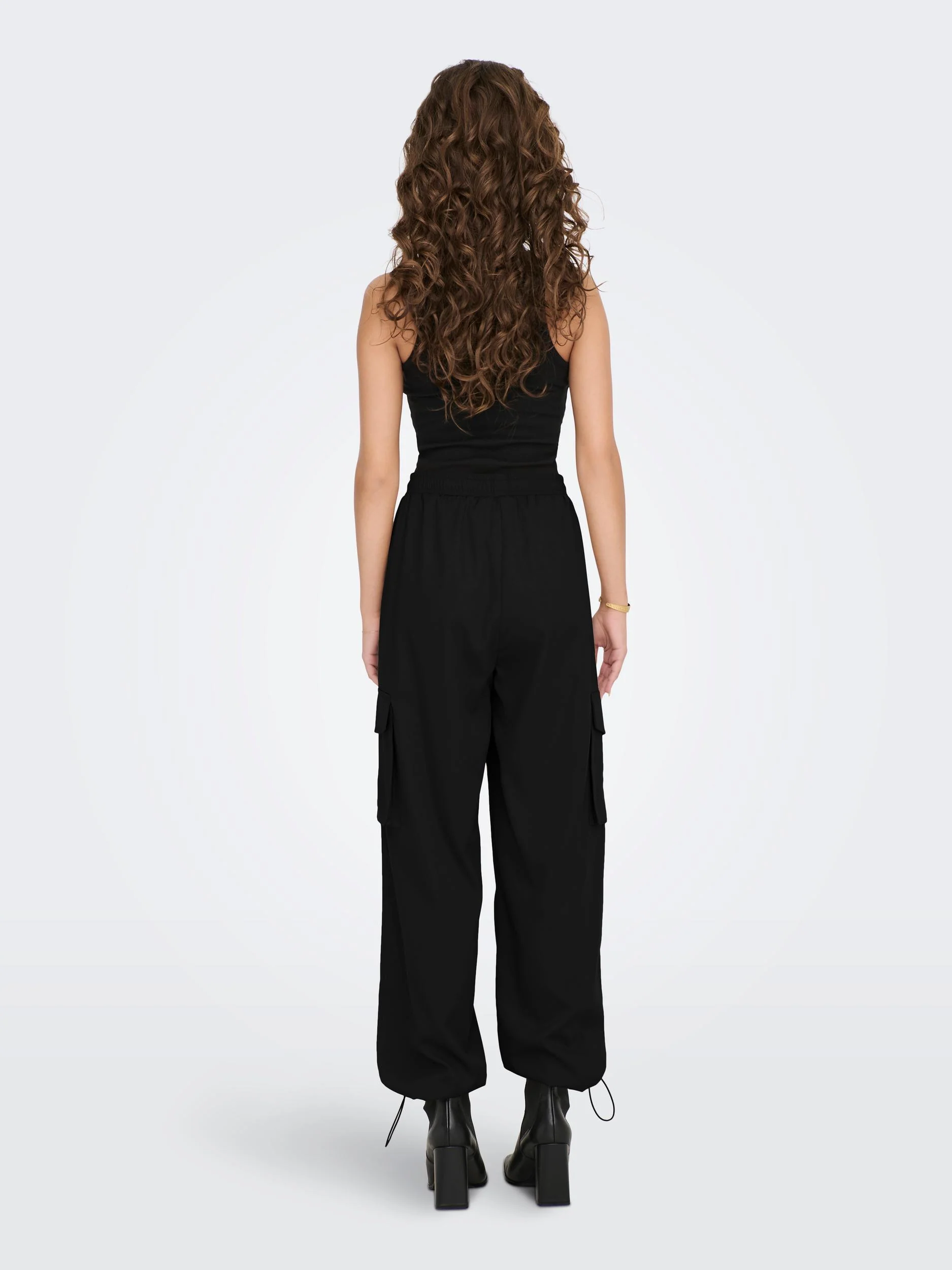 Only housut, ONLCASHI CARGO PANT WVN Musta - Image 2