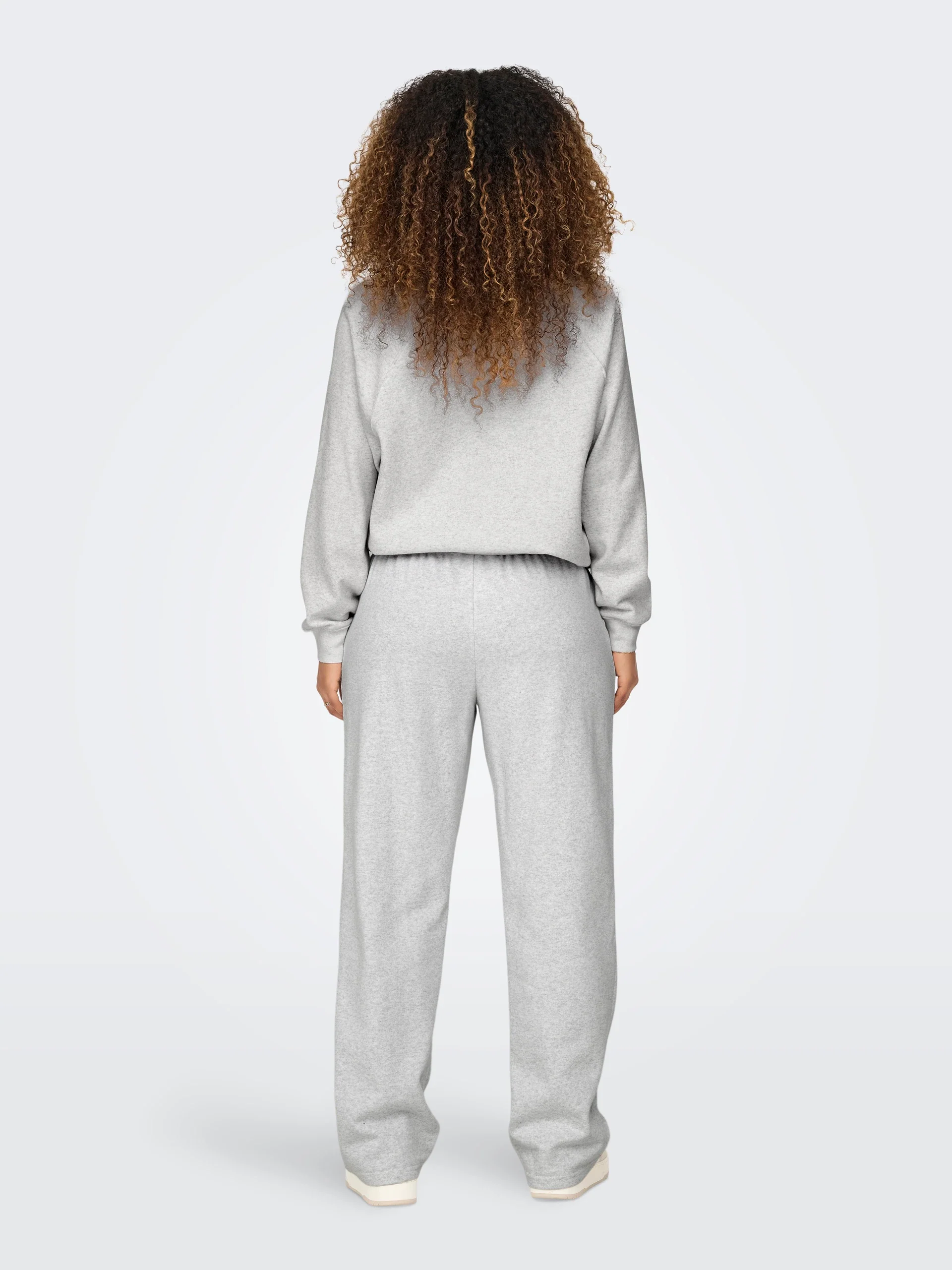 Only Naisten Collegehousut, Onldaze Straight Pants Noos Vaaleanharmaa - Image 5