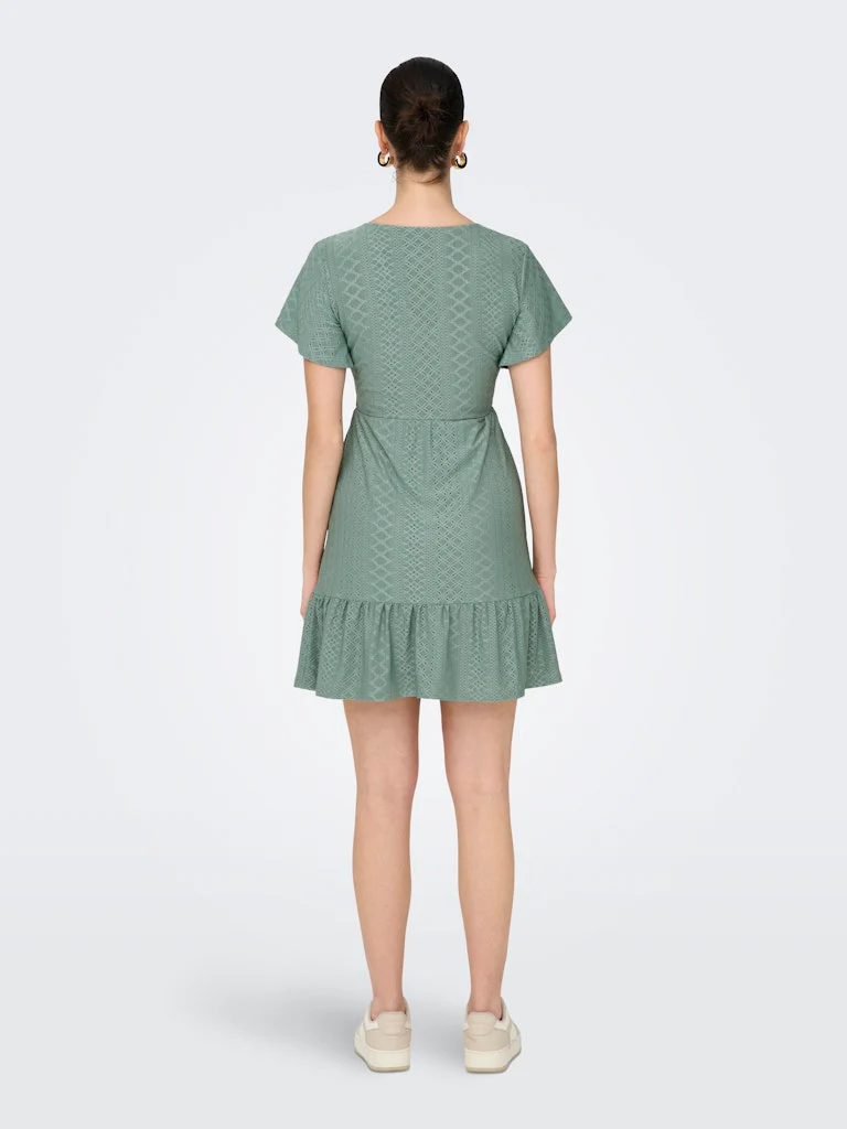 Only naisten mekko, ONLSANDRA S/S V-NECK DRESS Mintunvihreä - Image 2