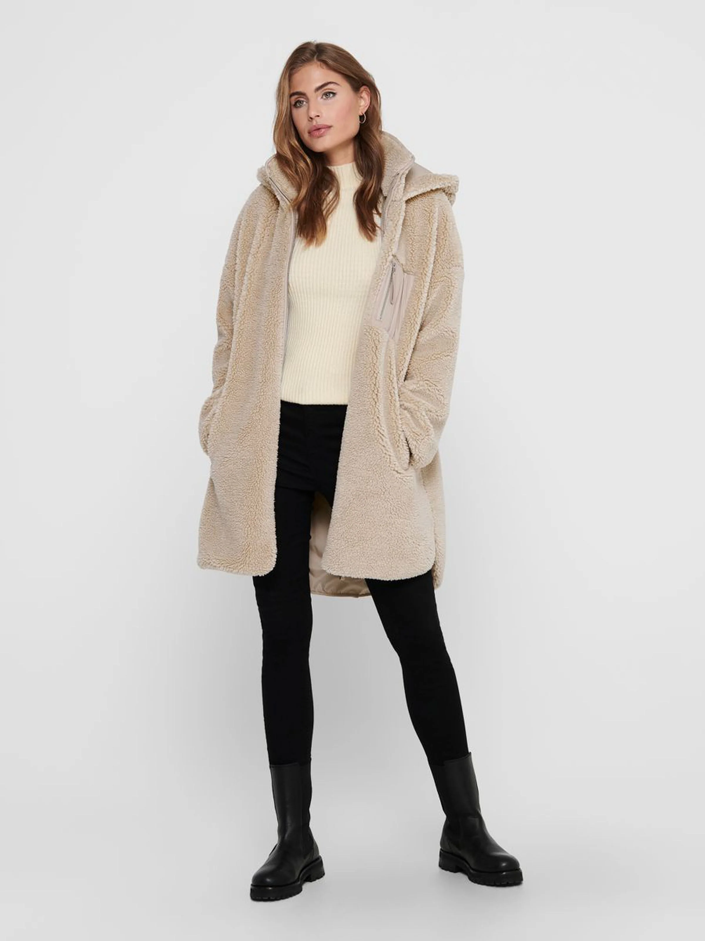 Only Naisten Teddytakki ONLSASCHA SHERPA JACKET CC OTW Luonnonvalkoinen - Image 5