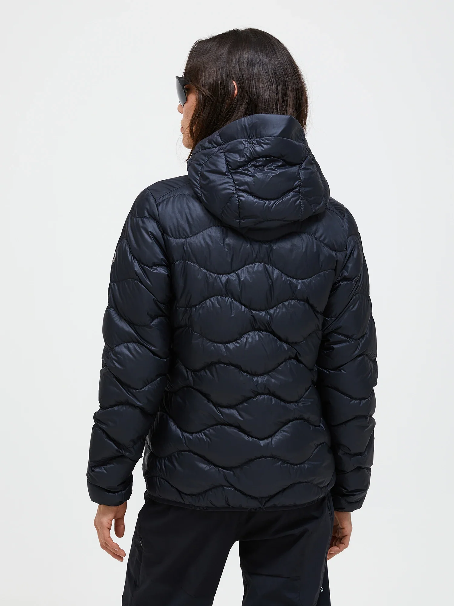 Peak Performance Naisten Kevytuntuvatakki, W Helium Down Hood Jacket Musta - Image 4