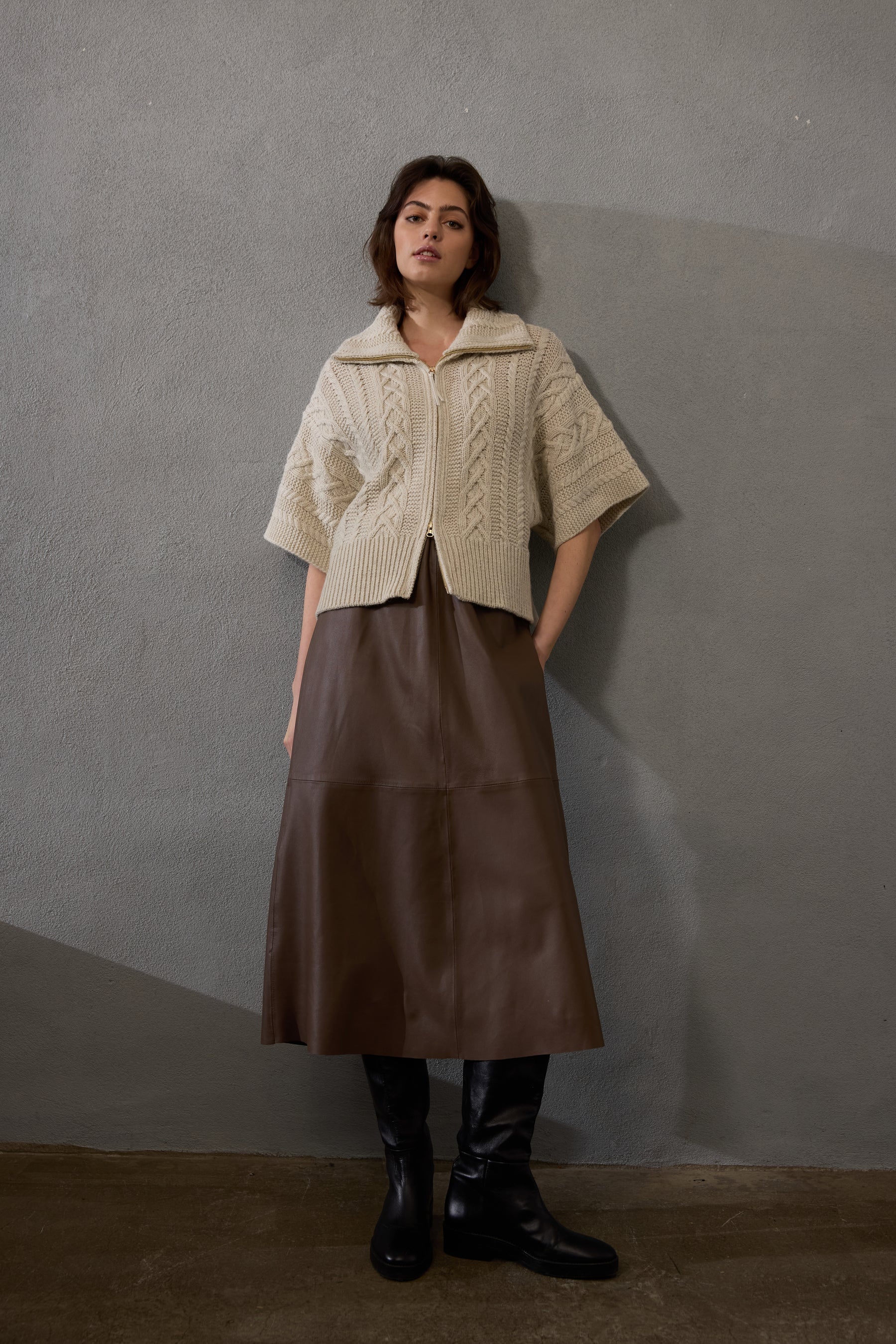 Philosophy Blues Original naisten hame, LAPA LEATHER SKIRT Keskiruskea - Image 2