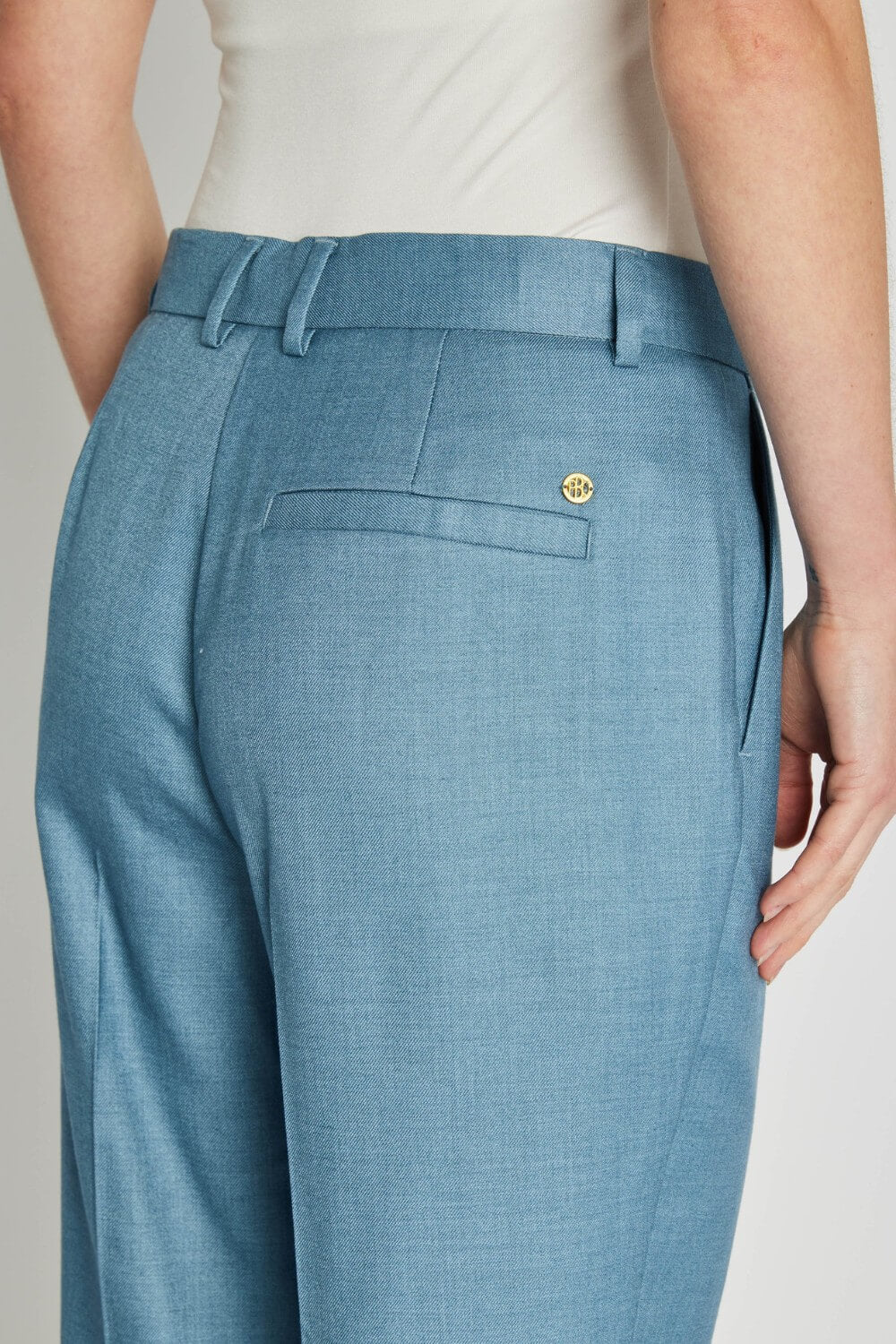 Philosophy Blues Original naisten suorat housut, AMAGO PANTS Vaaleansininen - Image 2
